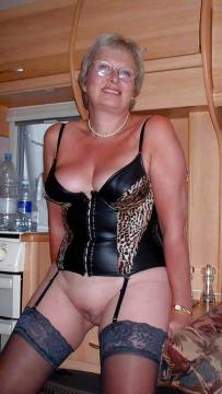 MatureLea uit Noord-Holland,Nederland